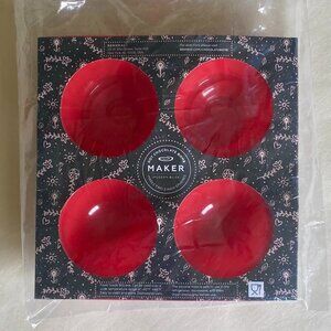 Maker Hot Chocolate Bomb maker, NEW in original packaging, red, makes two bombs.